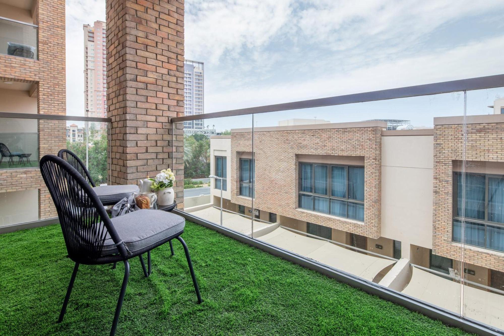 Apartment Frank Porter - Eleganz 5 By Danube Dubai
